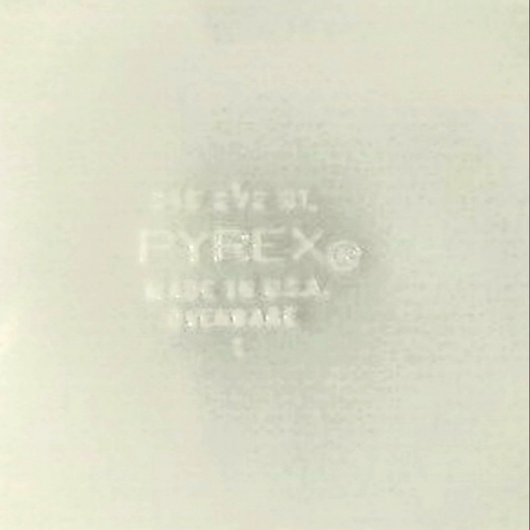 Vintage Pirex Town/Country! - Picture 5 of 5